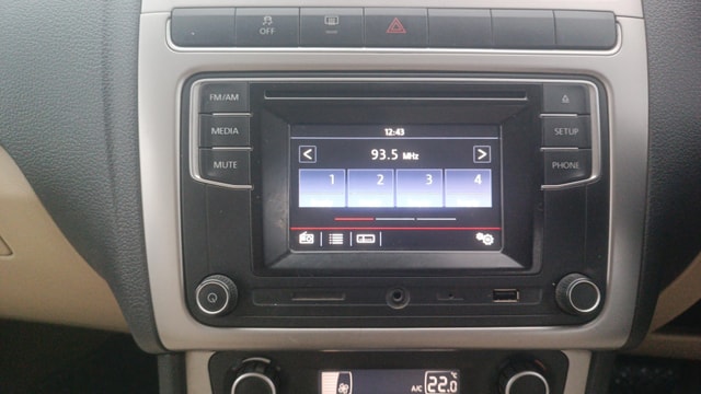 View Volkswagen Ameo Image 17 Used Volkswagen Ameo Image 17