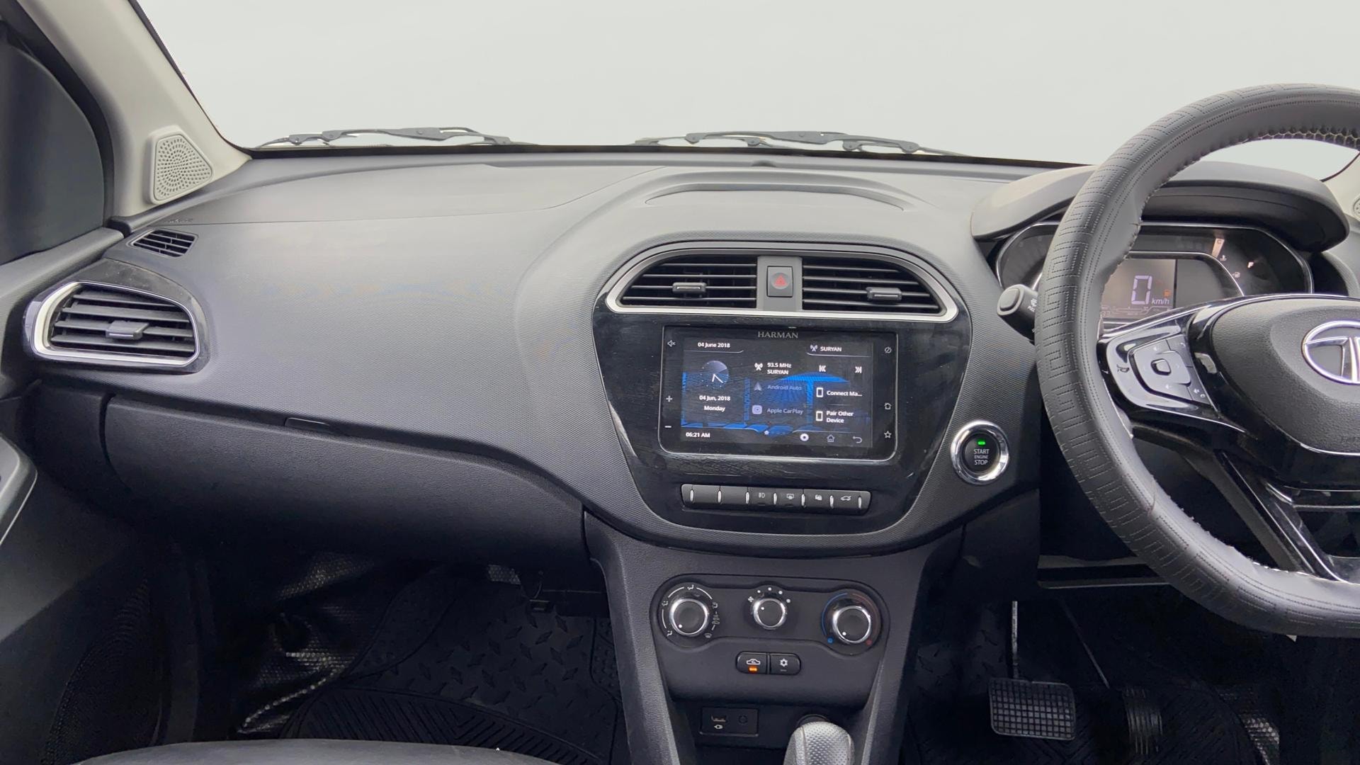 View 2022 Tata Tiago NRG XZ Revotron AMT Image 17 Used 2022 Tata Tiago NRG XZ Revotron AMT Image 17