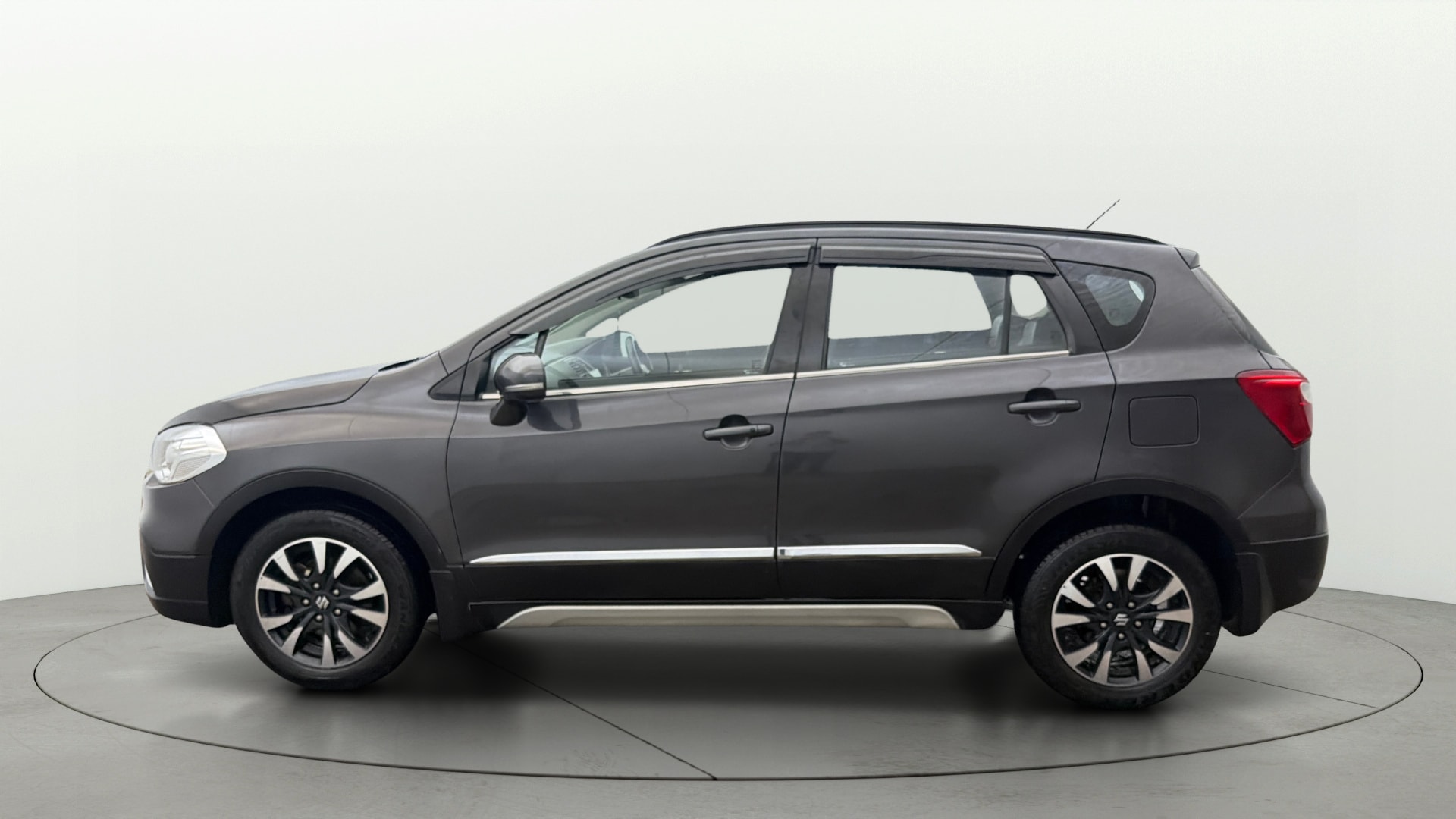 View 2021 Maruti Suzuki 1000 Base Variant Image 6 Used 2021 Maruti Suzuki 1000 Base Variant Image 6