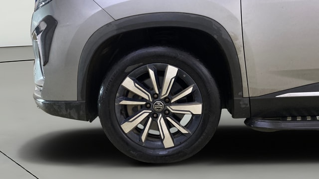 View MG Hector Plus Image 36 Used MG Hector Plus Image 36