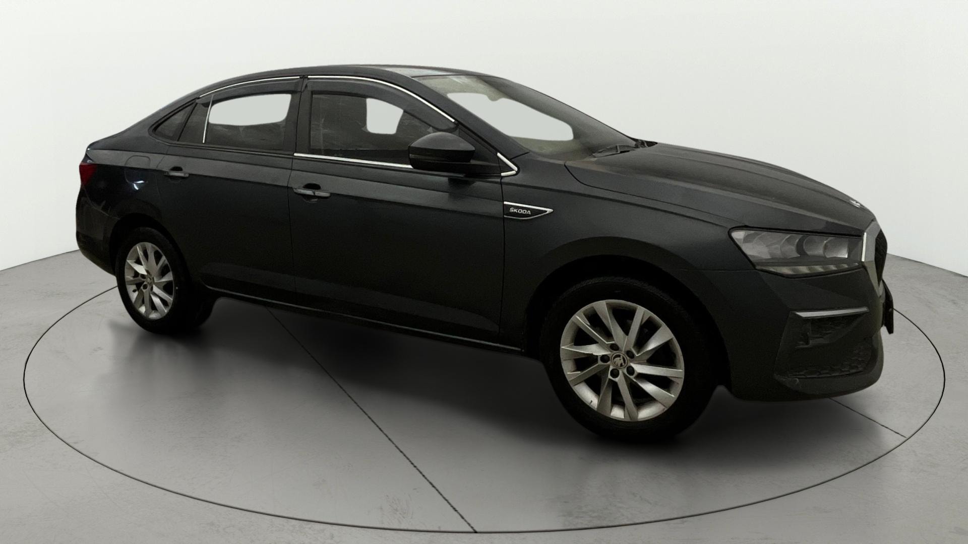 View 2023 Skoda Slavia Ambition 1.0 TSI AT Image 22 Used 2023 Skoda Slavia Ambition 1.0 TSI AT Image 22