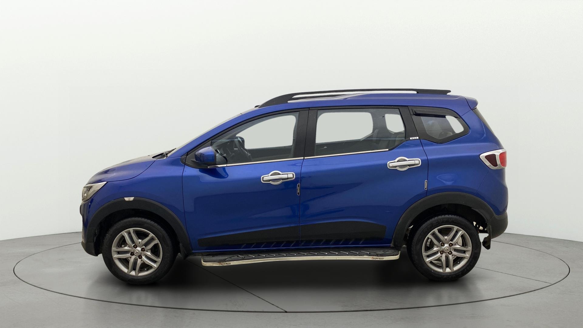 View 2020 Renault Triber RXZ Image 27 Used 2020 Renault Triber RXZ Image 27