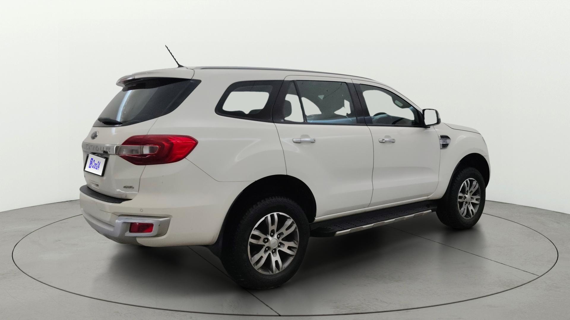 View 2017 Ford Endeavour 3.2L AWD AT Titanium Image 46 Used 2017 Ford Endeavour 3.2L AWD AT Titanium Image 46