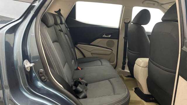View Mahindra XUV300 Image 29 Used Mahindra XUV300 Image 29