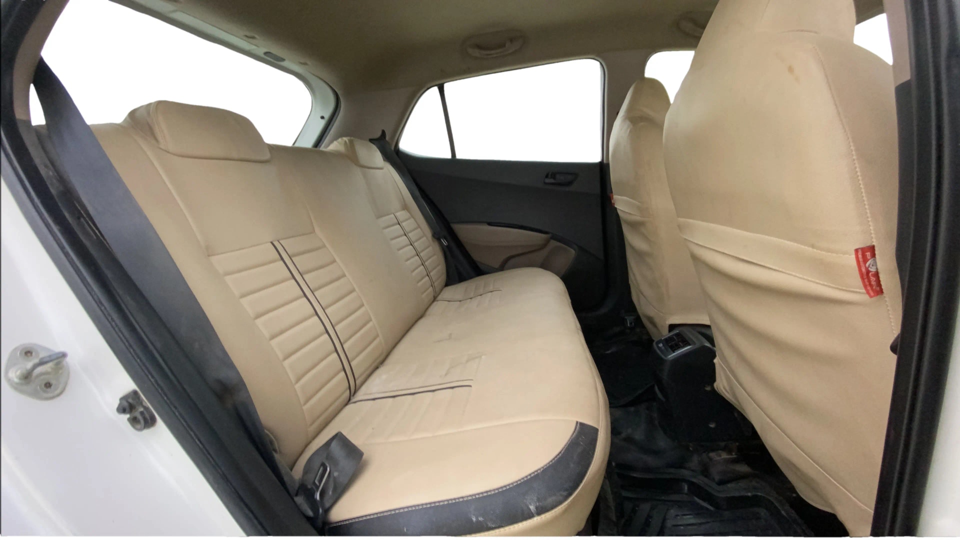 View 2018 Hyundai Grand i10 Magna 1.2 Kappa VTVT Image 28 Used 2018 Hyundai Grand i10 Magna 1.2 Kappa VTVT Image 28