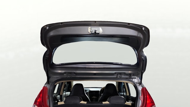 View Hyundai EON Image 16 Used Hyundai EON Image 16