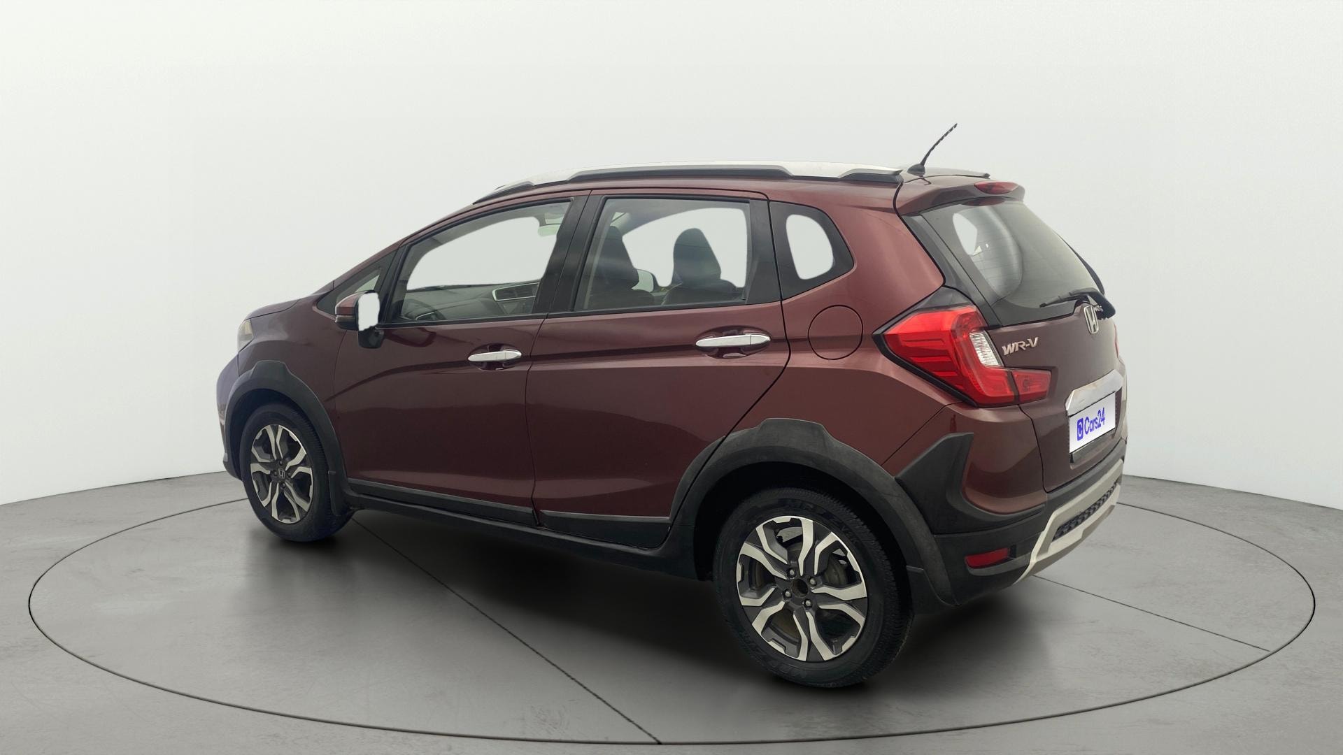 View 2017 Honda WR-V S MT Diesel Edge Edition Image 2 Used 2017 Honda WR-V S MT Diesel Edge Edition Image 2