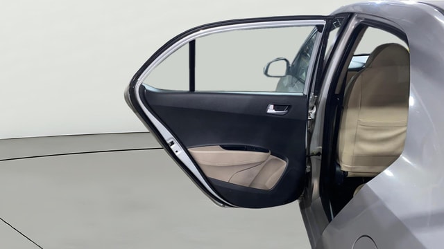 View Hyundai Xcent Image 22 Used Hyundai Xcent Image 22