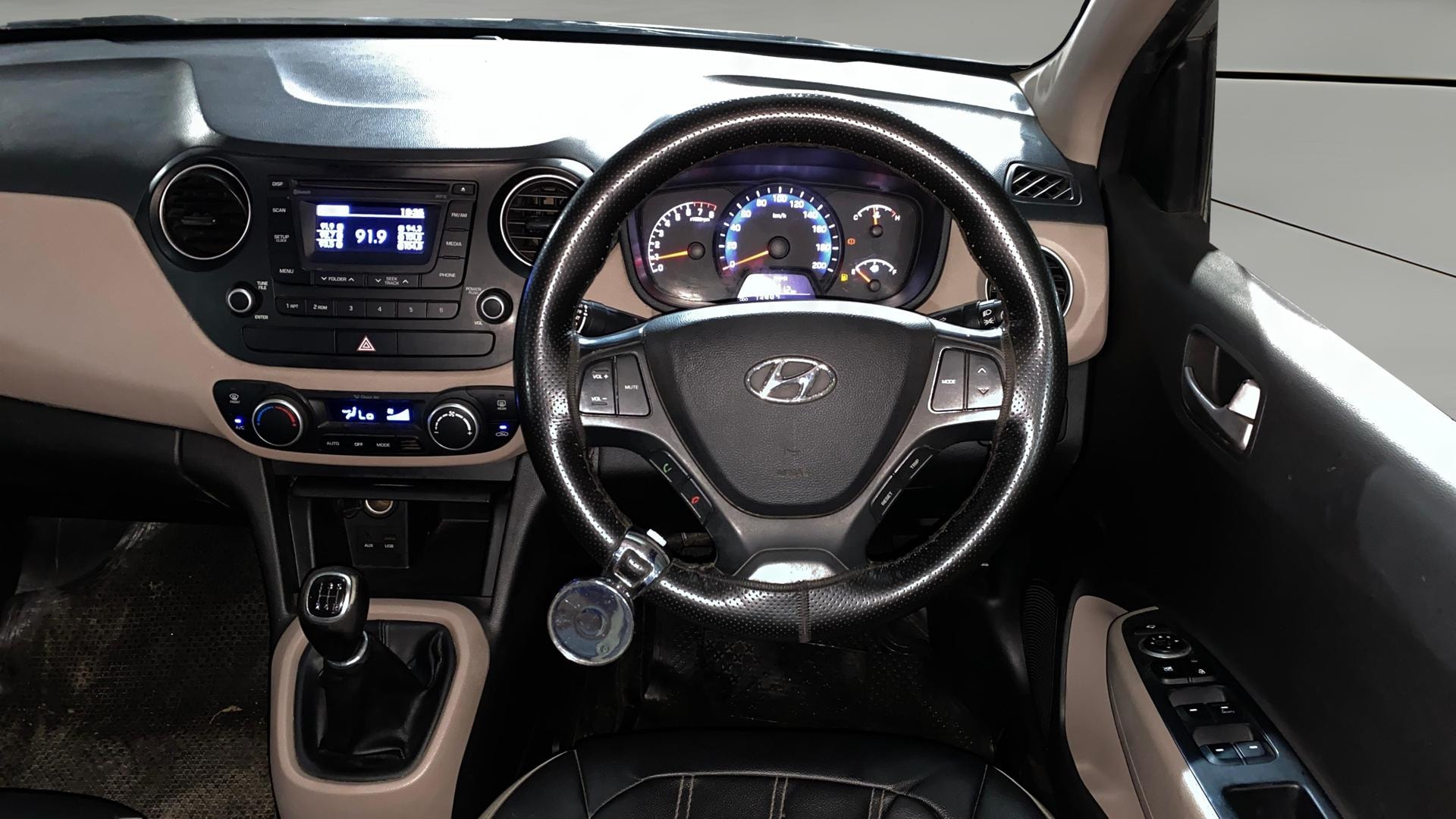 Used 2014 Hyundai Xcent Used 2014 Hyundai Xcent