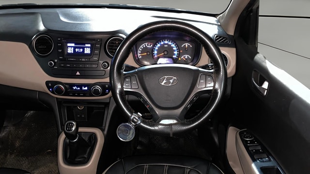 View Hyundai Xcent Image 20 Used Hyundai Xcent Image 20