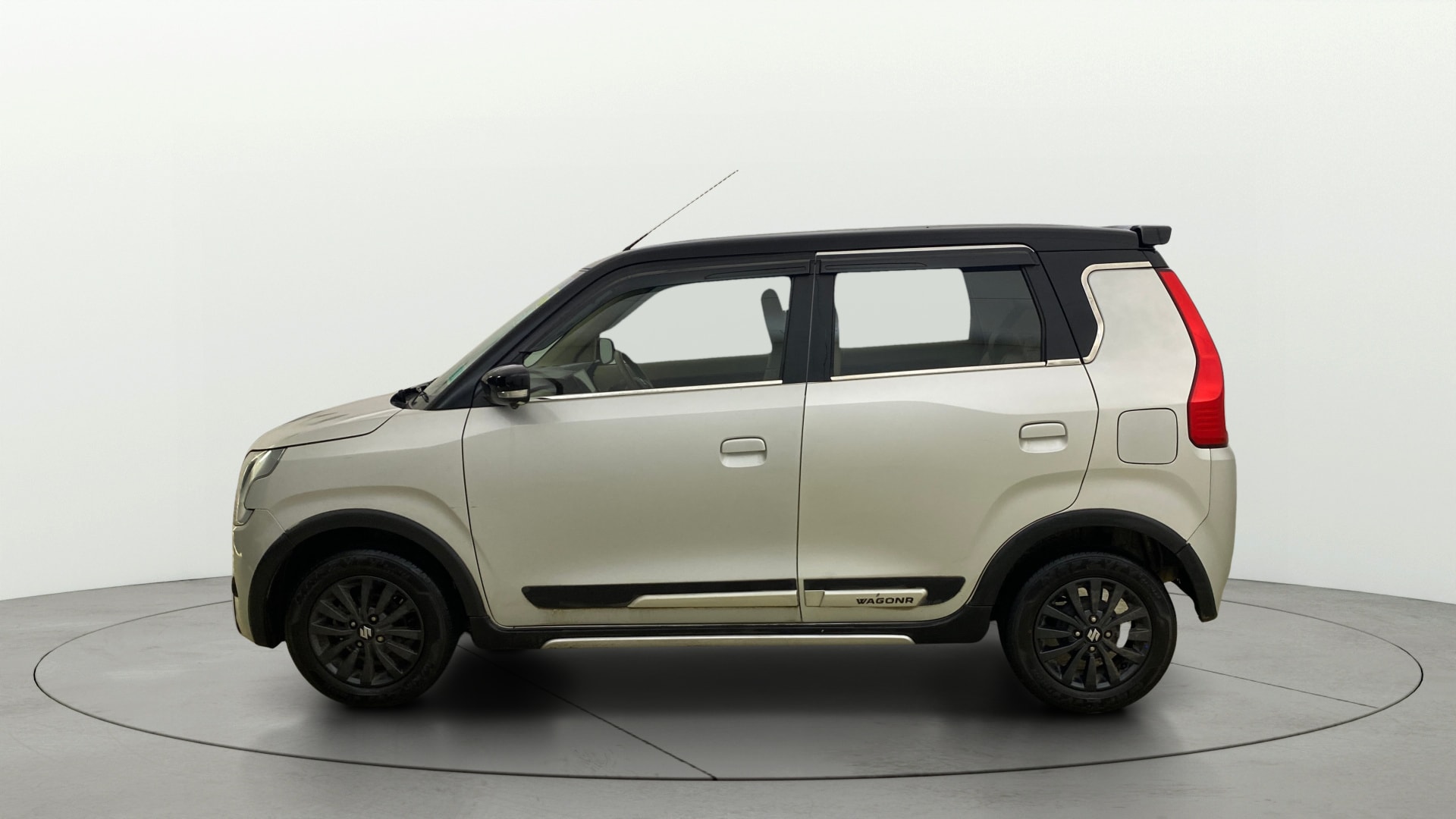 View 2023 Maruti Suzuki 1000 Base Variant Image 5 Used 2023 Maruti Suzuki 1000 Base Variant Image 5