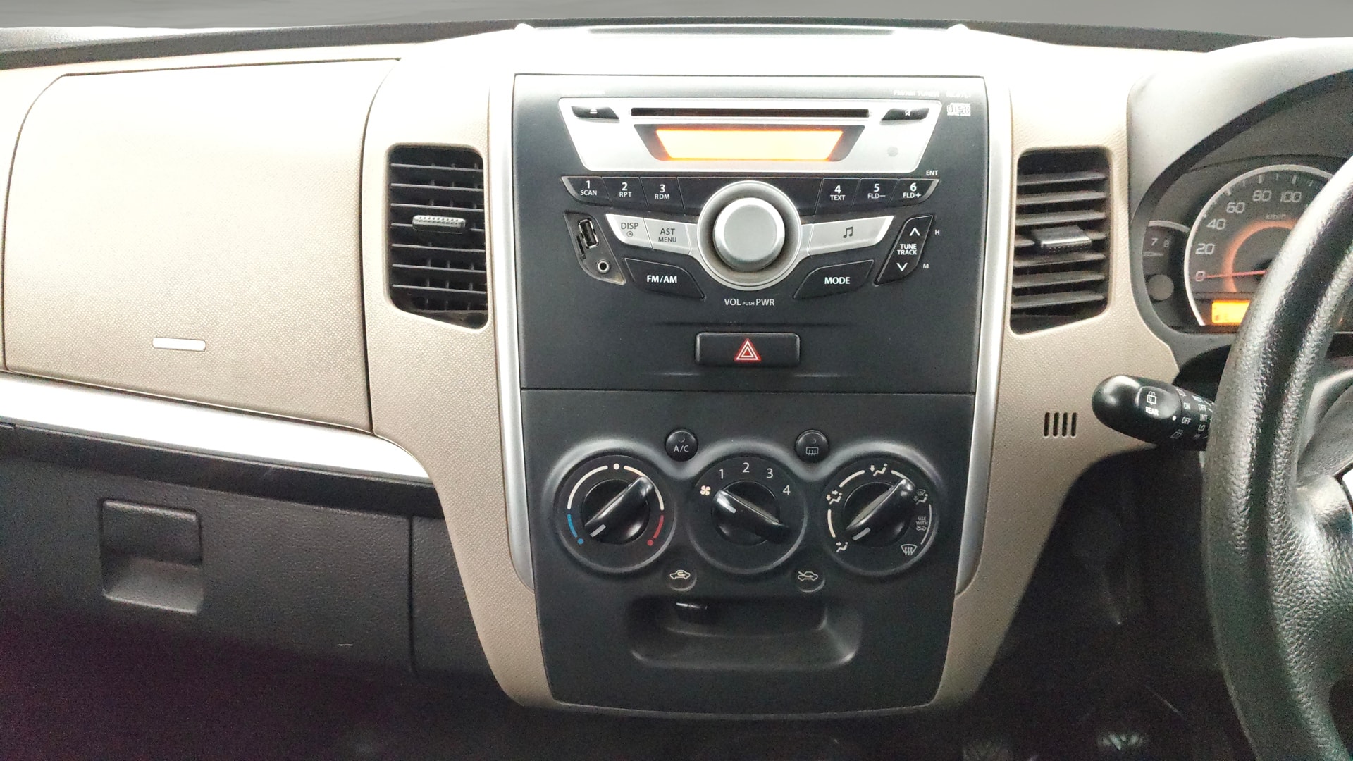 View 2013 Maruti Suzuki 1000 Base Variant Image 17 Used 2013 Maruti Suzuki 1000 Base Variant Image 17