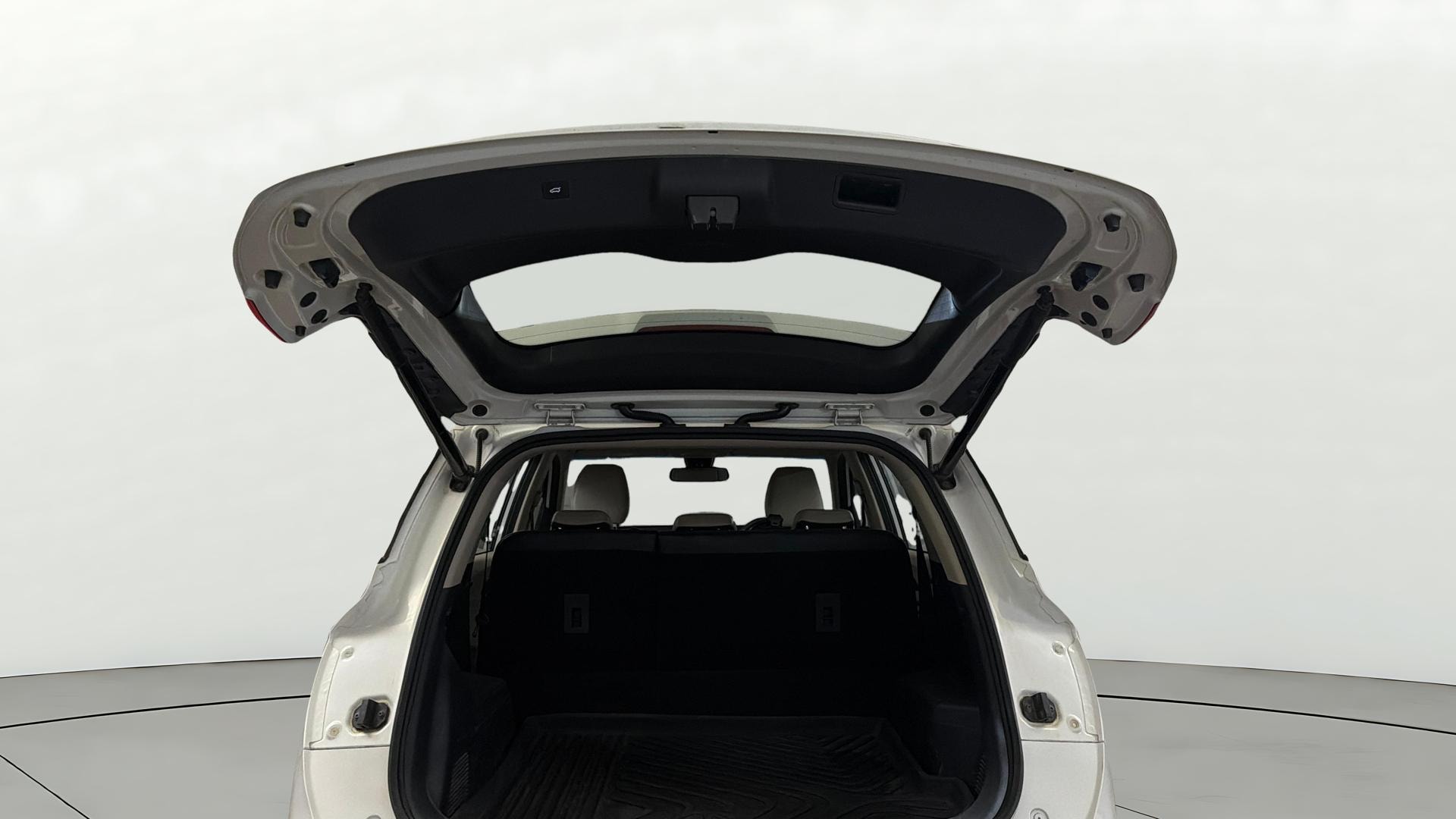 View 2021 MG Hector Sharp Diesel Image 32 Used 2021 MG Hector Sharp Diesel Image 32