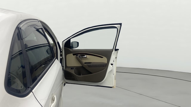 View Skoda Rapid Image 44 Used Skoda Rapid Image 44