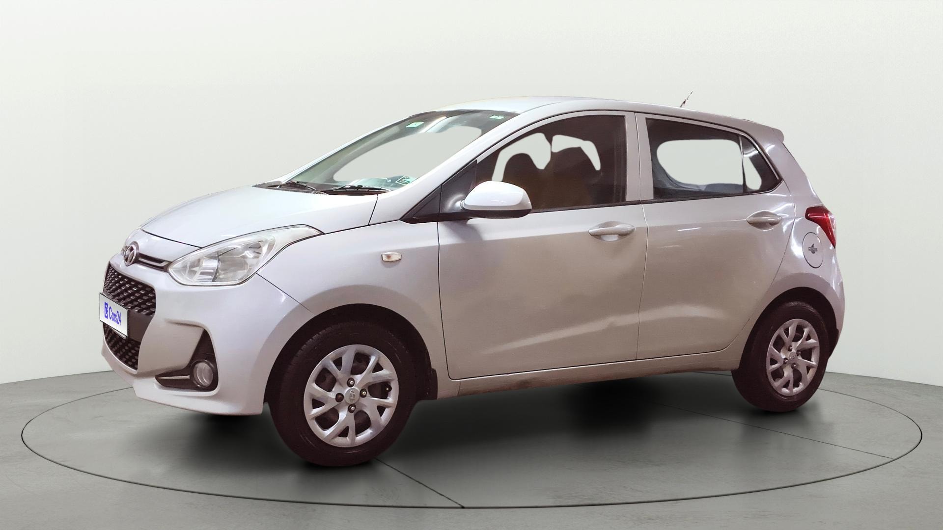 View 2018 Hyundai Grand i10 Magna 1.2 Kappa VTVT Image 34 Used 2018 Hyundai Grand i10 Magna 1.2 Kappa VTVT Image 34