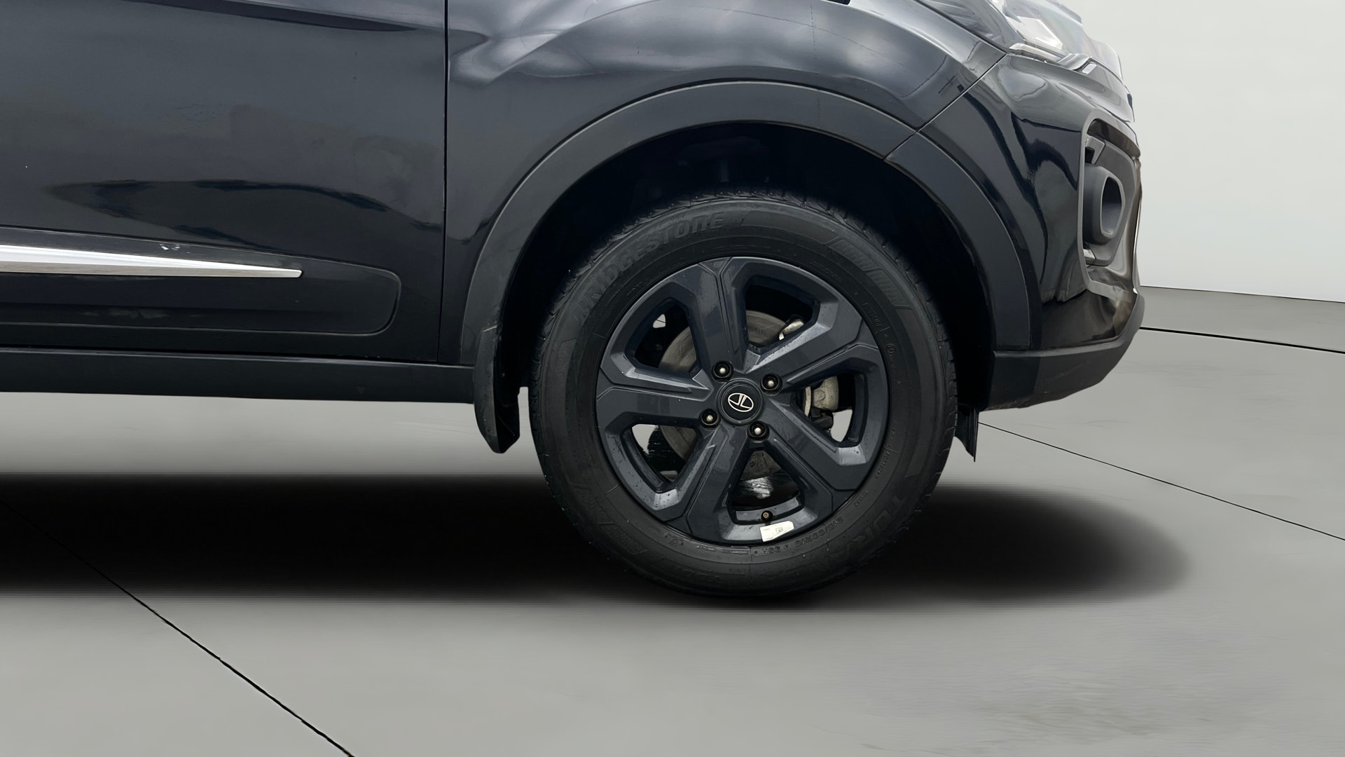 View 2022 Tata Nexon Revotron XE Image 45 Used 2022 Tata Nexon Revotron XE Image 45