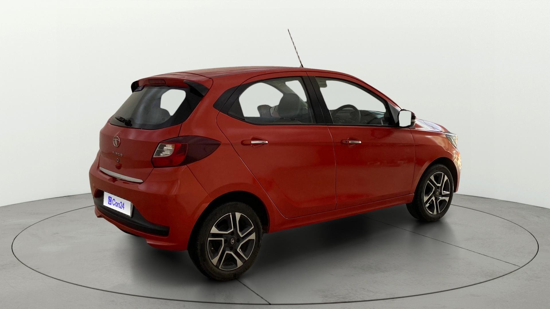 View 2022 Tata Tiago Revotorq XB Image 42 Used 2022 Tata Tiago Revotorq XB Image 42