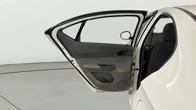 View Tata Tigor Image 22 Used Tata Tigor Image 22