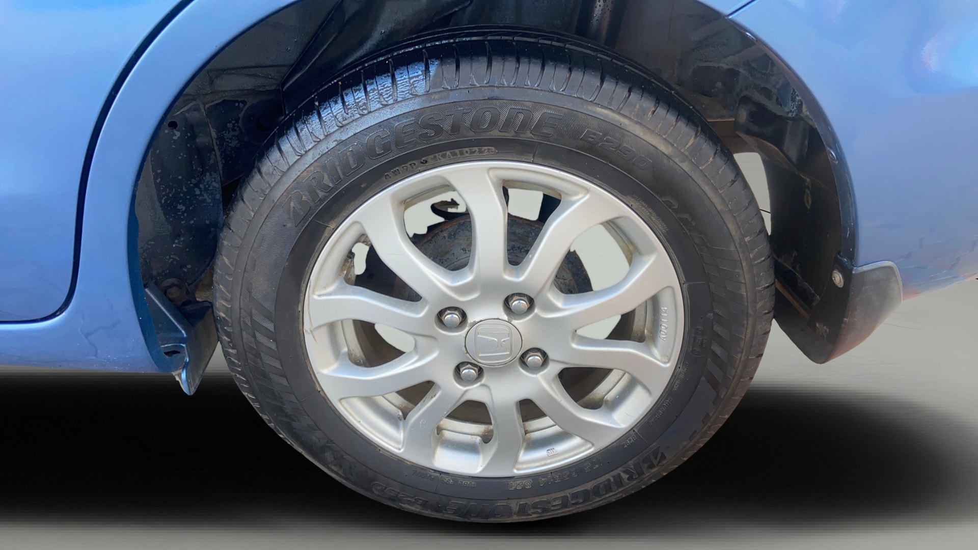 View 2014 Honda Amaze E MT Petrol BS IV Image 11 Used 2014 Honda Amaze E MT Petrol BS IV Image 11