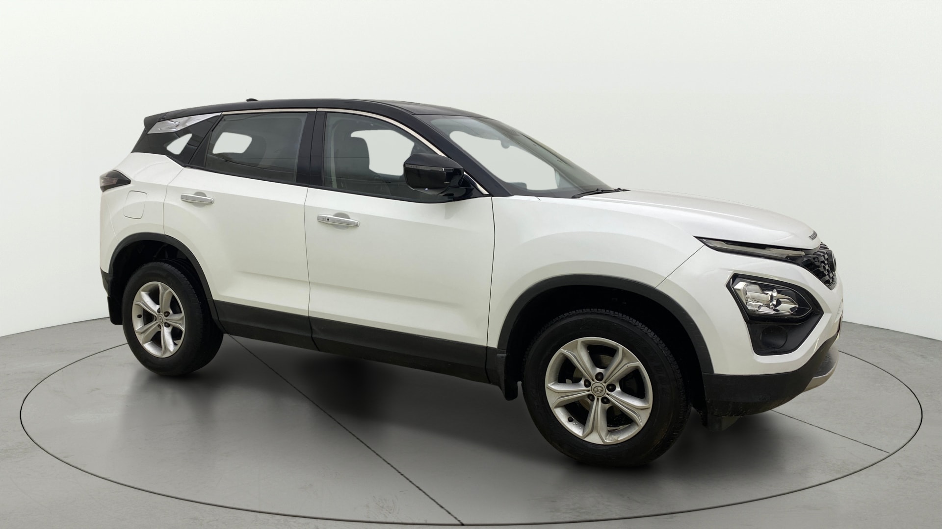 View 2020 Tata Harrier XE Image 14 Used 2020 Tata Harrier XE Image 14