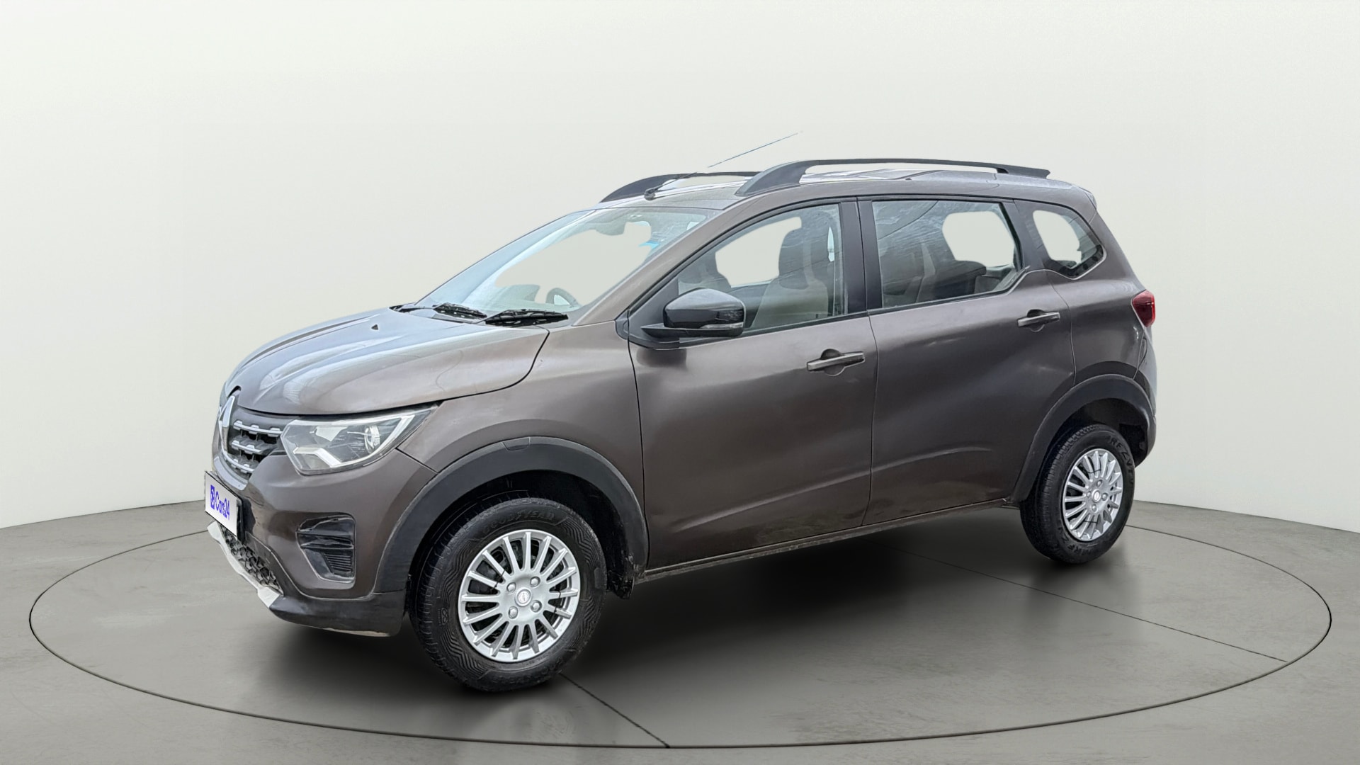 View 2023 Renault Triber RXT Image 35 Used 2023 Renault Triber RXT Image 35