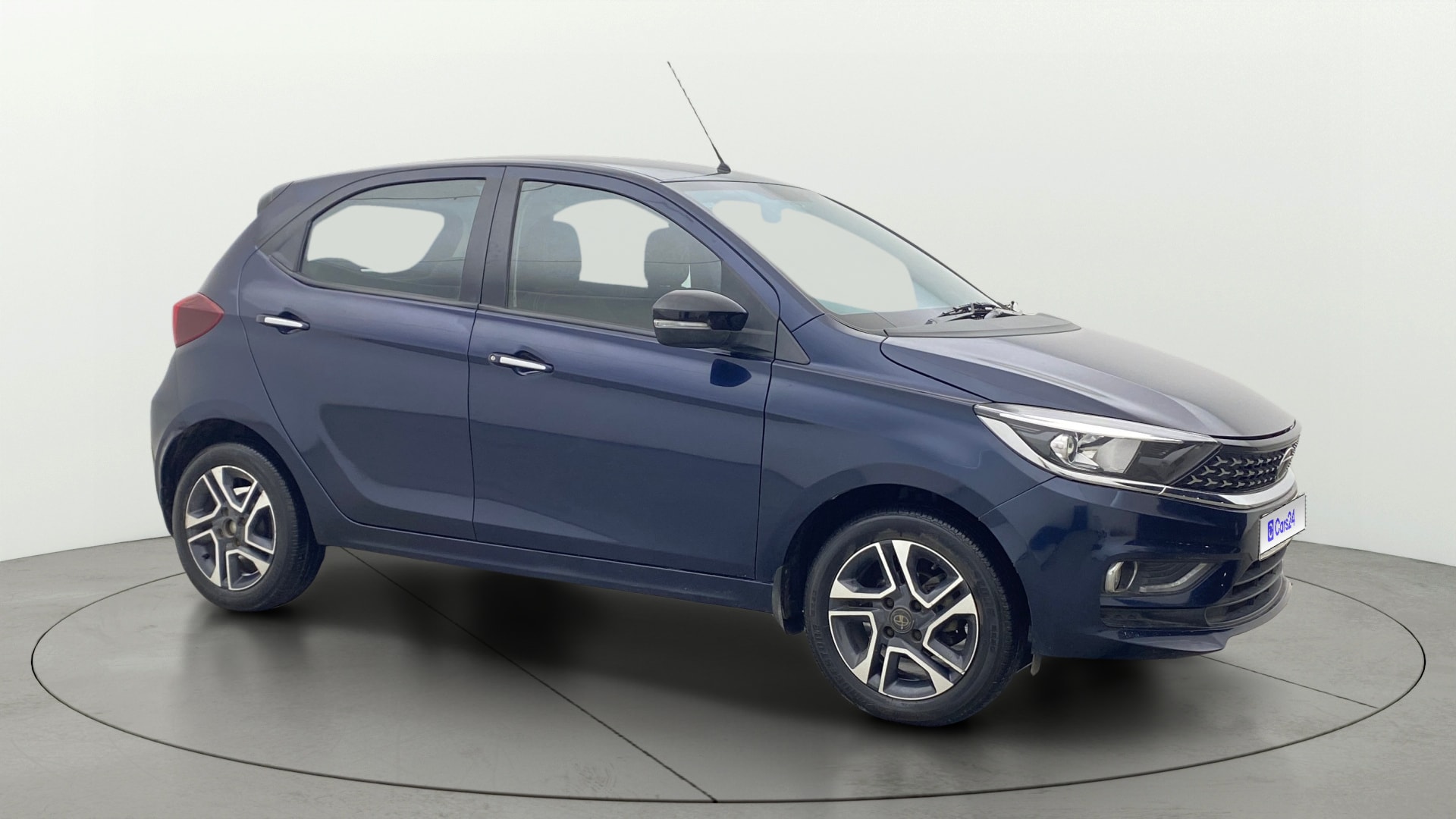 View 2022 Tata Tiago Revotorq XB Image 36 Used 2022 Tata Tiago Revotorq XB Image 36