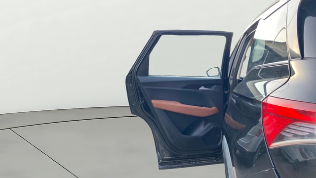 View MG Hector Plus Image 16 Used MG Hector Plus Image 16