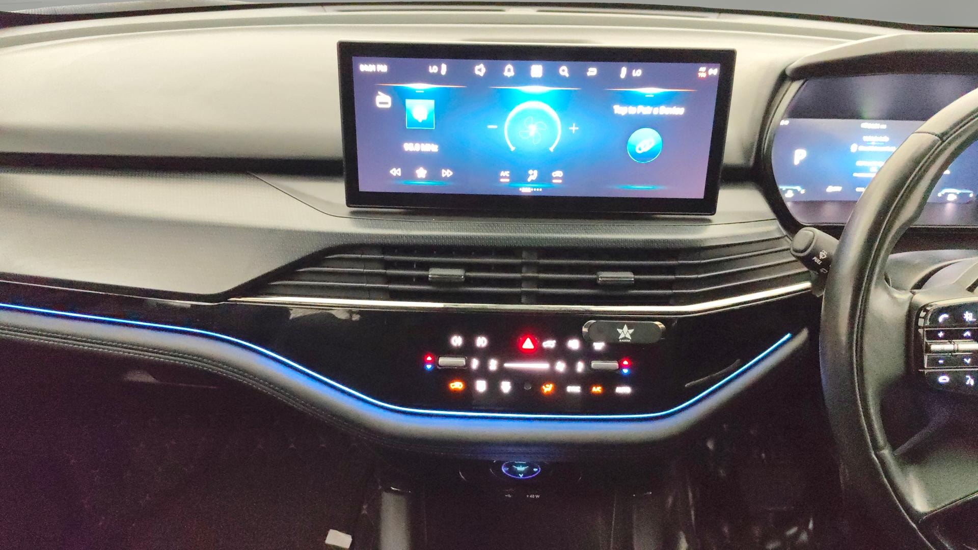 View 2024 Tata Harrier XE Image 18 Used 2024 Tata Harrier XE Image 18