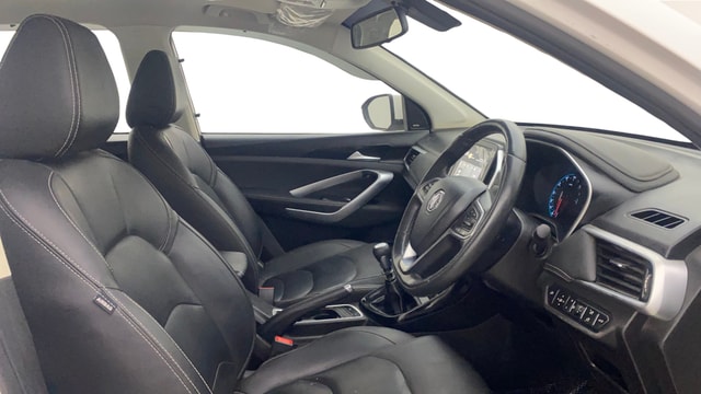 View MG Hector Image 17 Used MG Hector Image 17