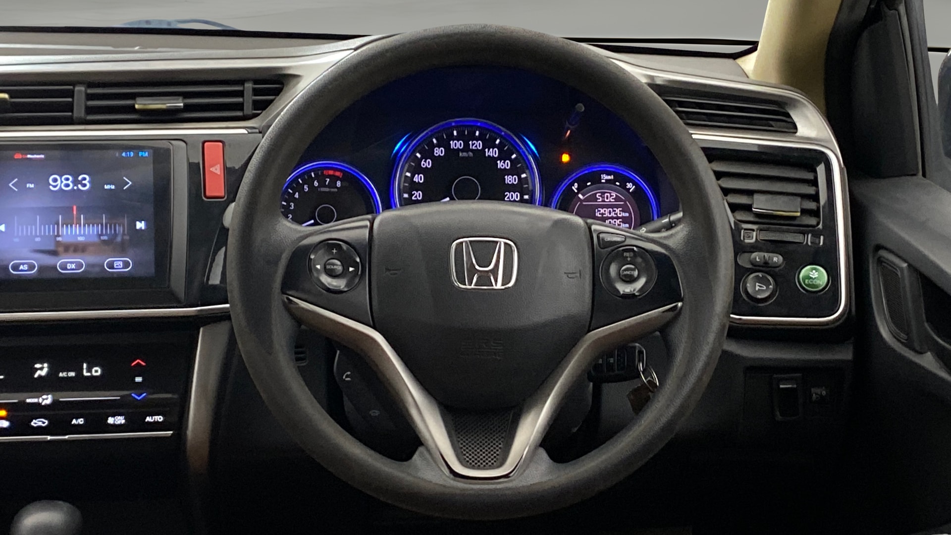 View 2015 Honda City ZX MT Diesel Anniversary Edition Image 21 Used 2015 Honda City ZX MT Diesel Anniversary Edition Image 21