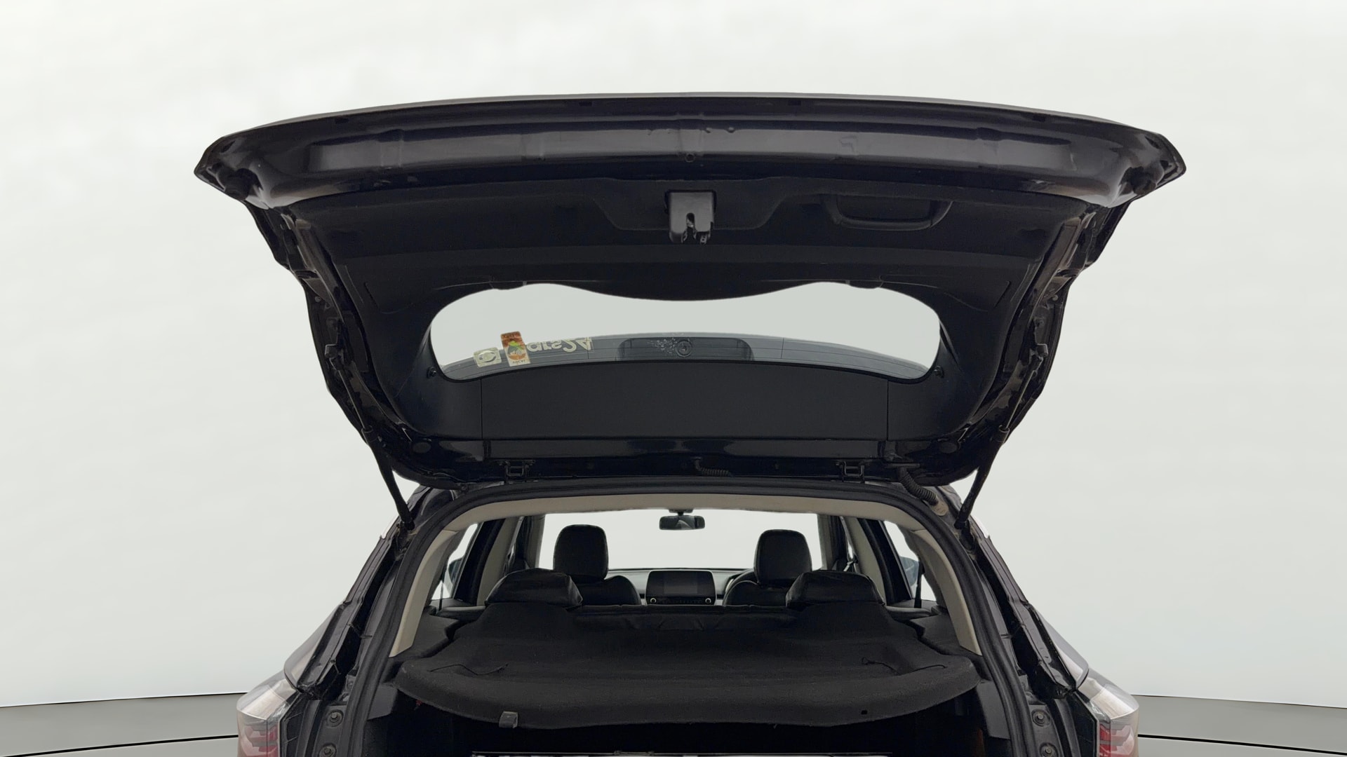 View 2021 Tata Harrier XE Image 17 Used 2021 Tata Harrier XE Image 17