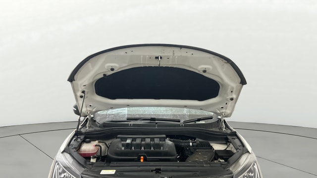 View Mahindra XUV700 Image 19 Used Mahindra XUV700 Image 19