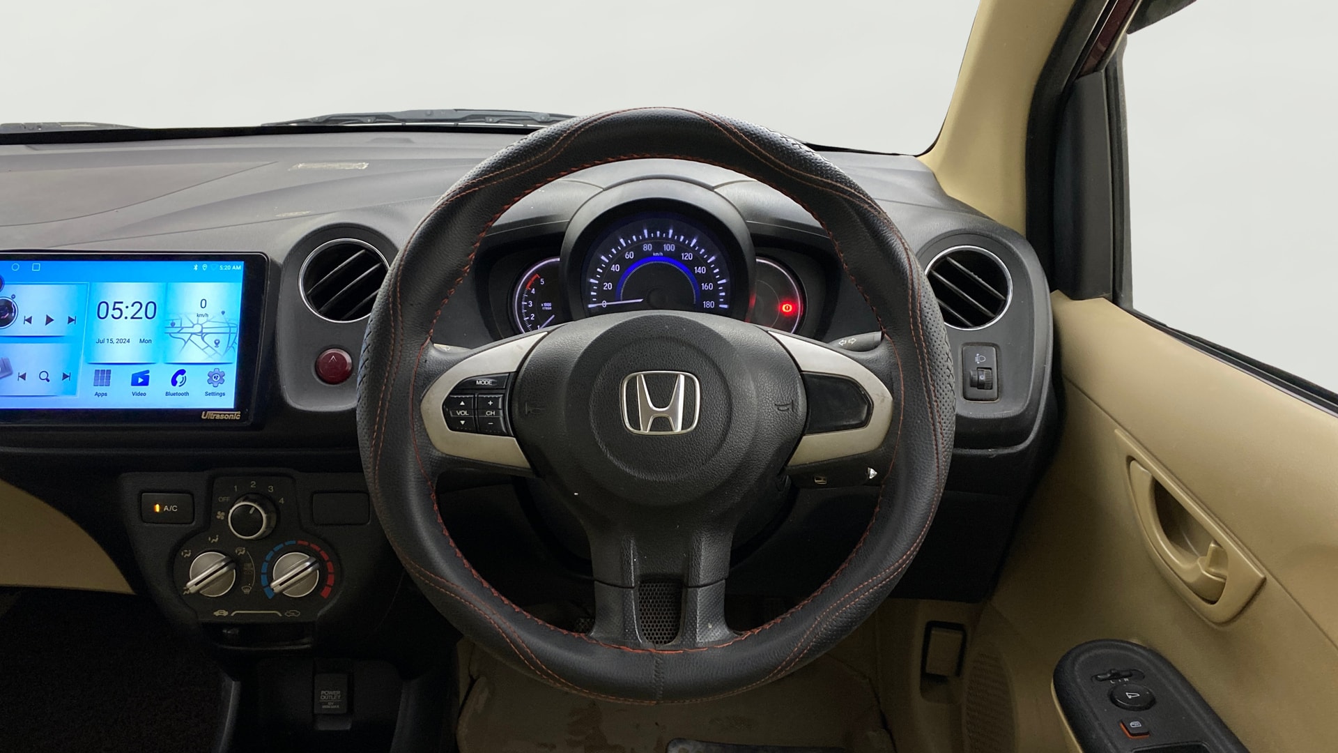 View 2015 Honda Amaze E MT Petrol BS IV Image 20 Used 2015 Honda Amaze E MT Petrol BS IV Image 20