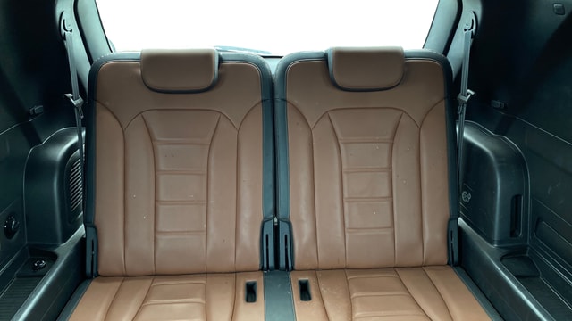 View Mahindra Alturas G4 Image 10 Used Mahindra Alturas G4 Image 10