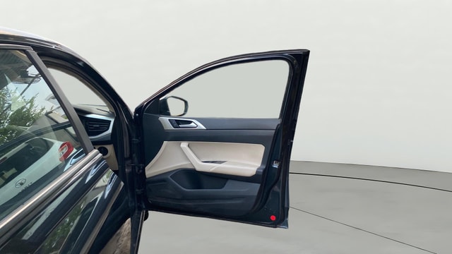 View Volkswagen Virtus Image 45 Used Volkswagen Virtus Image 45