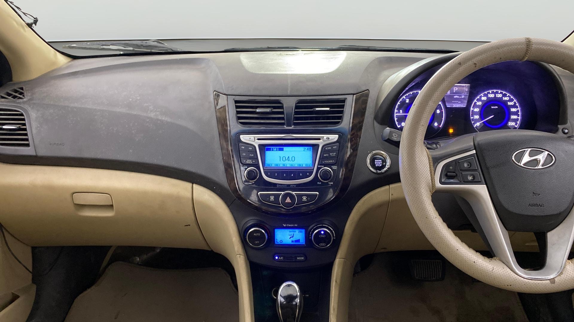 View 2013 Hyundai Fluidic Verna 1.6 CRDI SX (O) AT Image 31 Used 2013 Hyundai Fluidic Verna 1.6 CRDI SX (O) AT Image 31