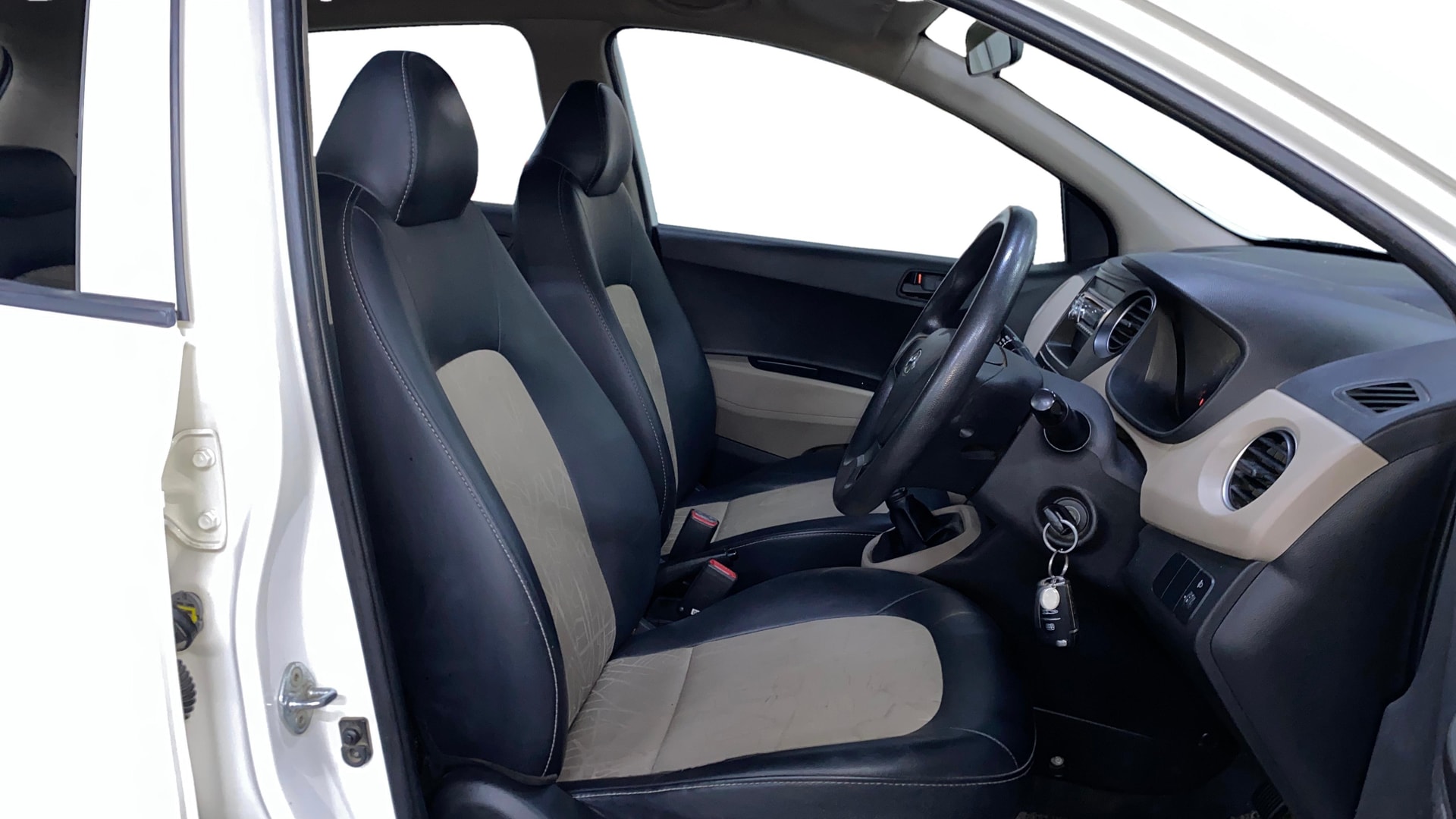 View 2020 Hyundai Grand i10 1.2 Magna Diesel Image 16 Used 2020 Hyundai Grand i10 1.2 Magna Diesel Image 16