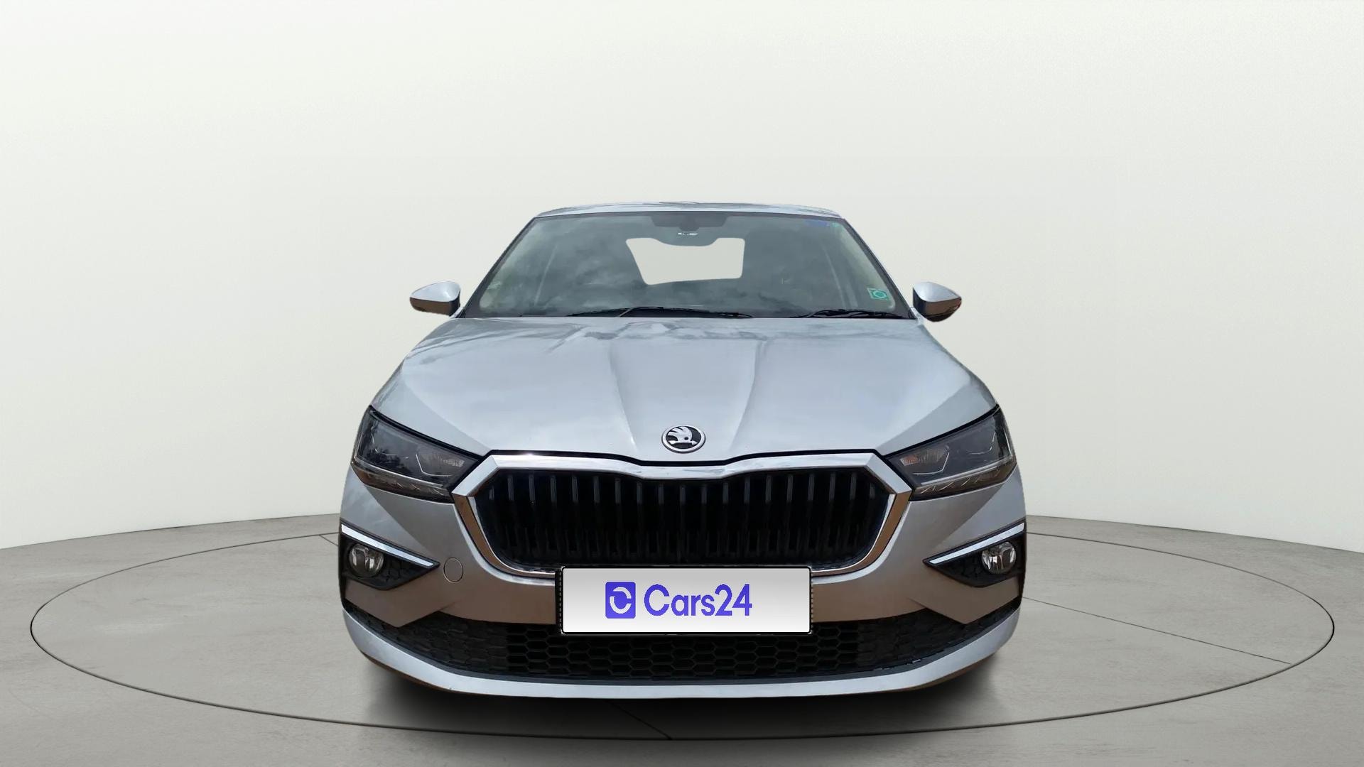 View 2023 Skoda Slavia Style 1.5 TSI DSG Image 1 Used 2023 Skoda Slavia Style 1.5 TSI DSG Image 1