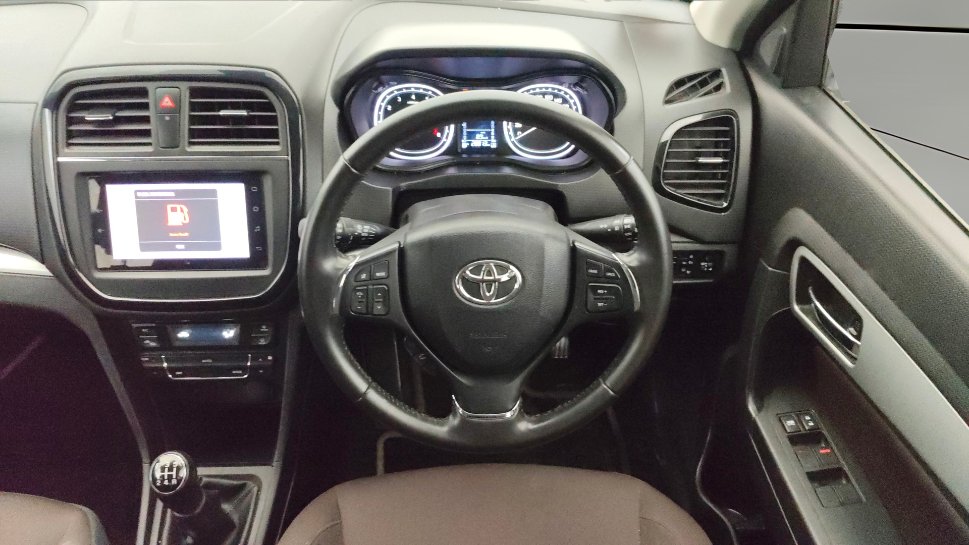 View 2020 Toyota Urban Cruiser Premium MT Image 21 Used 2020 Toyota Urban Cruiser Premium MT Image 21