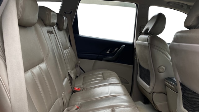 View Mahindra XUV500 Image 31 Used Mahindra XUV500 Image 31