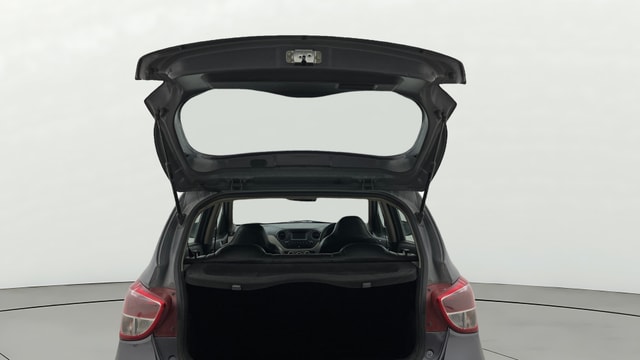 View Hyundai Grand i10 Image 17 Used Hyundai Grand i10 Image 17