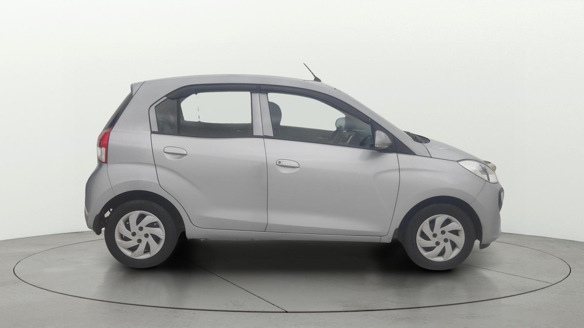View 2019 Hyundai New Santro D-Lite Petrol Image 26 Used 2019 Hyundai New Santro D-Lite Petrol Image 26