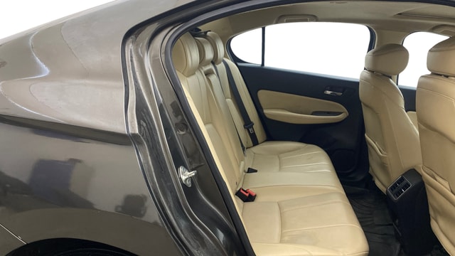 View Honda City ZX Image 31 Used Honda City ZX Image 31