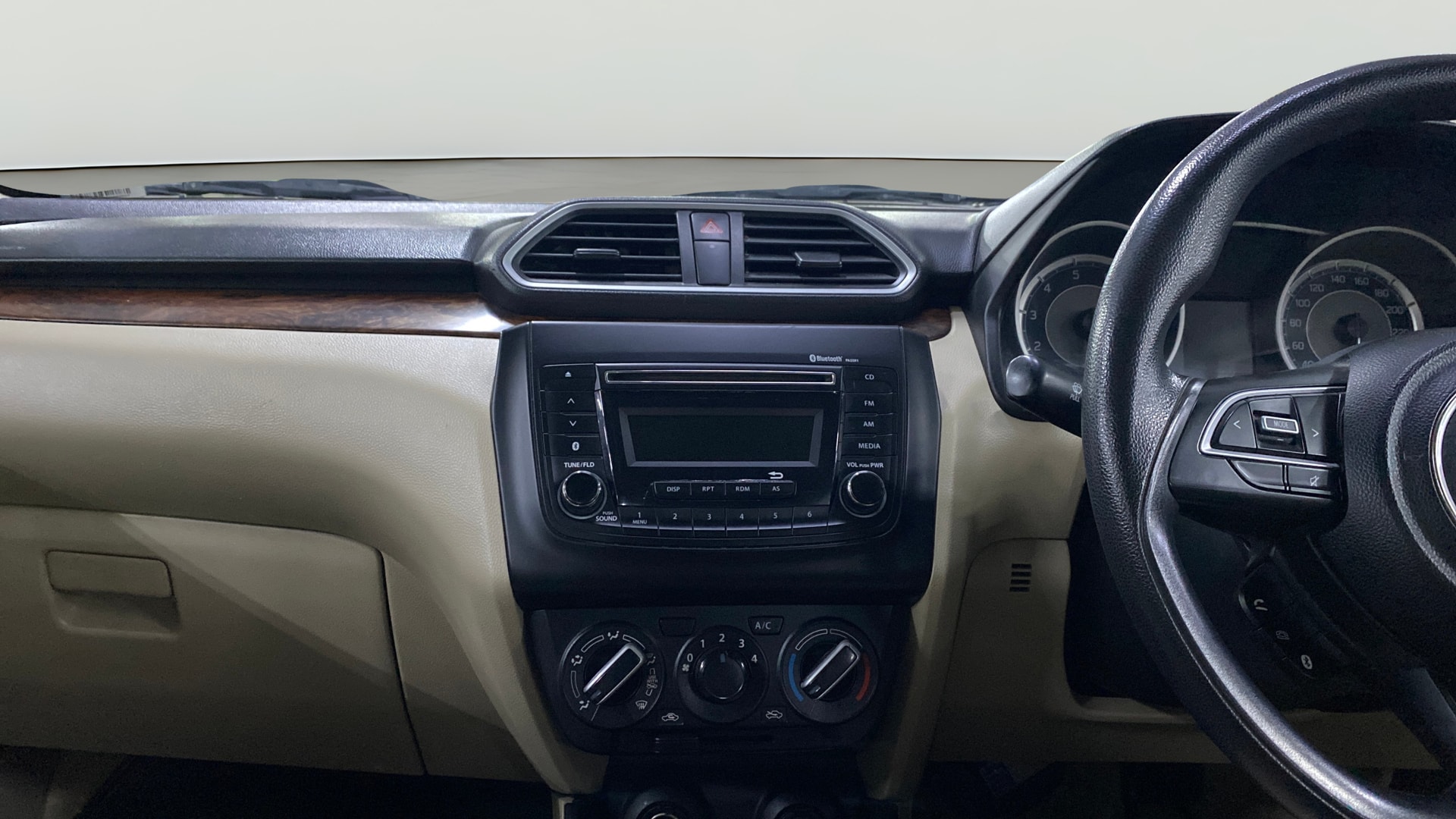 View 2018 Maruti Suzuki 1000 Base Variant Image 31 Used 2018 Maruti Suzuki 1000 Base Variant Image 31