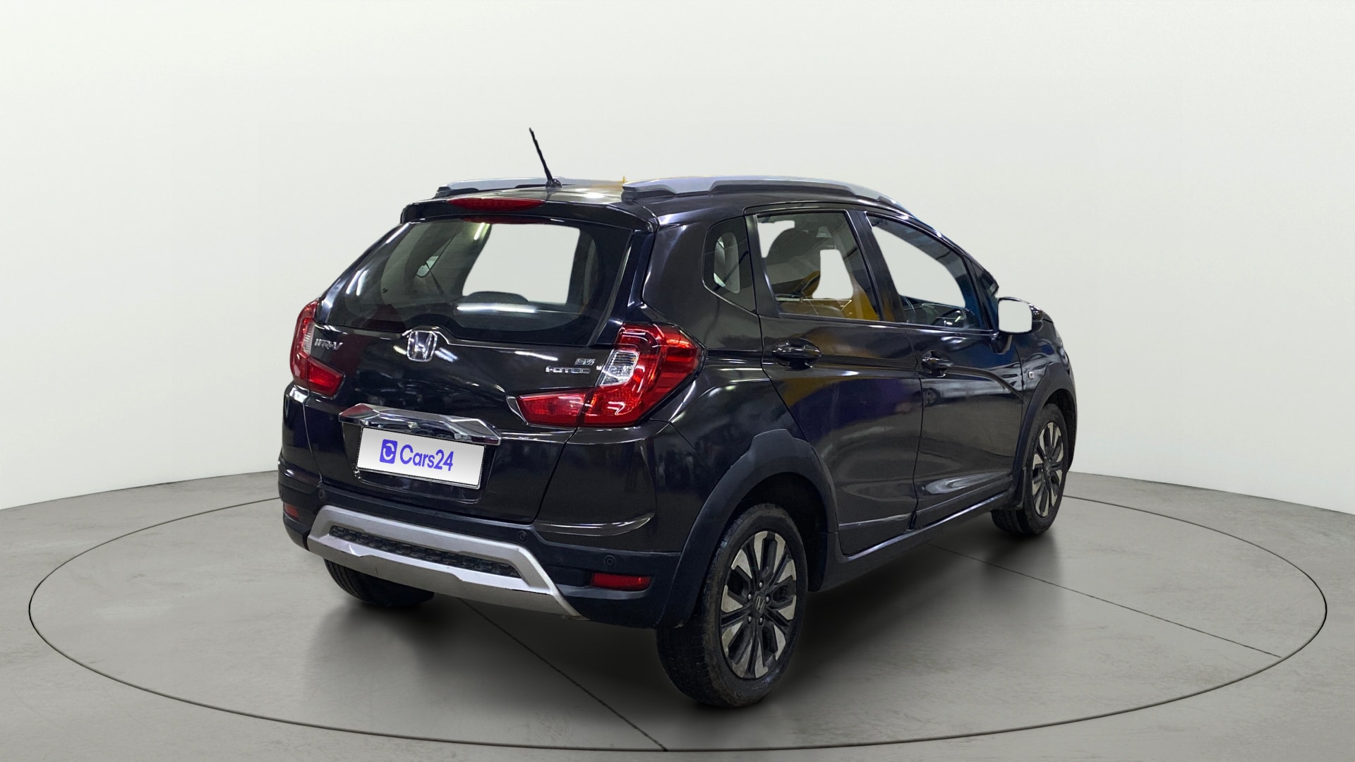 View 2022 Honda WR-V S MT Diesel Edge Edition Image 42 Used 2022 Honda WR-V S MT Diesel Edge Edition Image 42