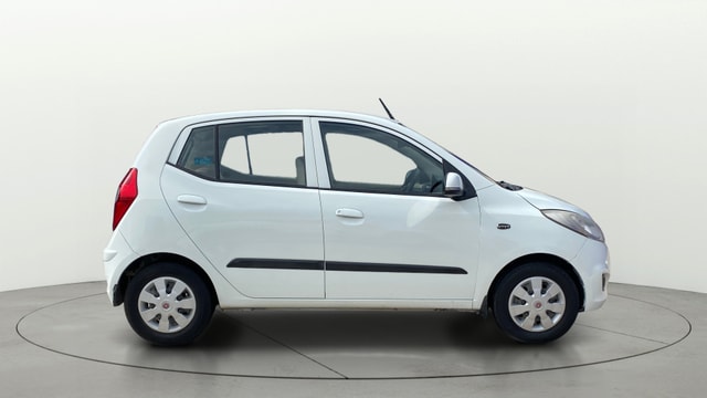 View Hyundai i10 Image 8 Used Hyundai i10 Image 8