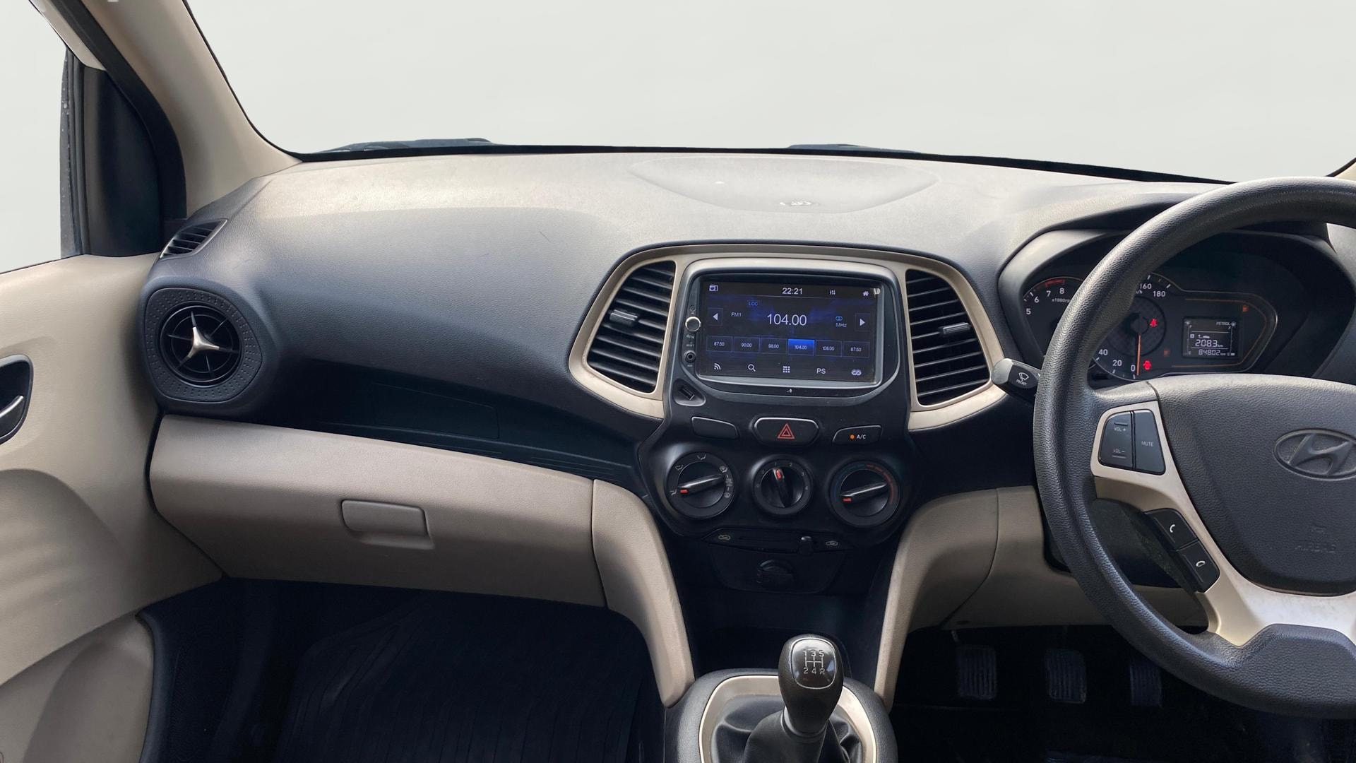 View 2021 Hyundai New Santro D-Lite Petrol Image 17 Used 2021 Hyundai New Santro D-Lite Petrol Image 17