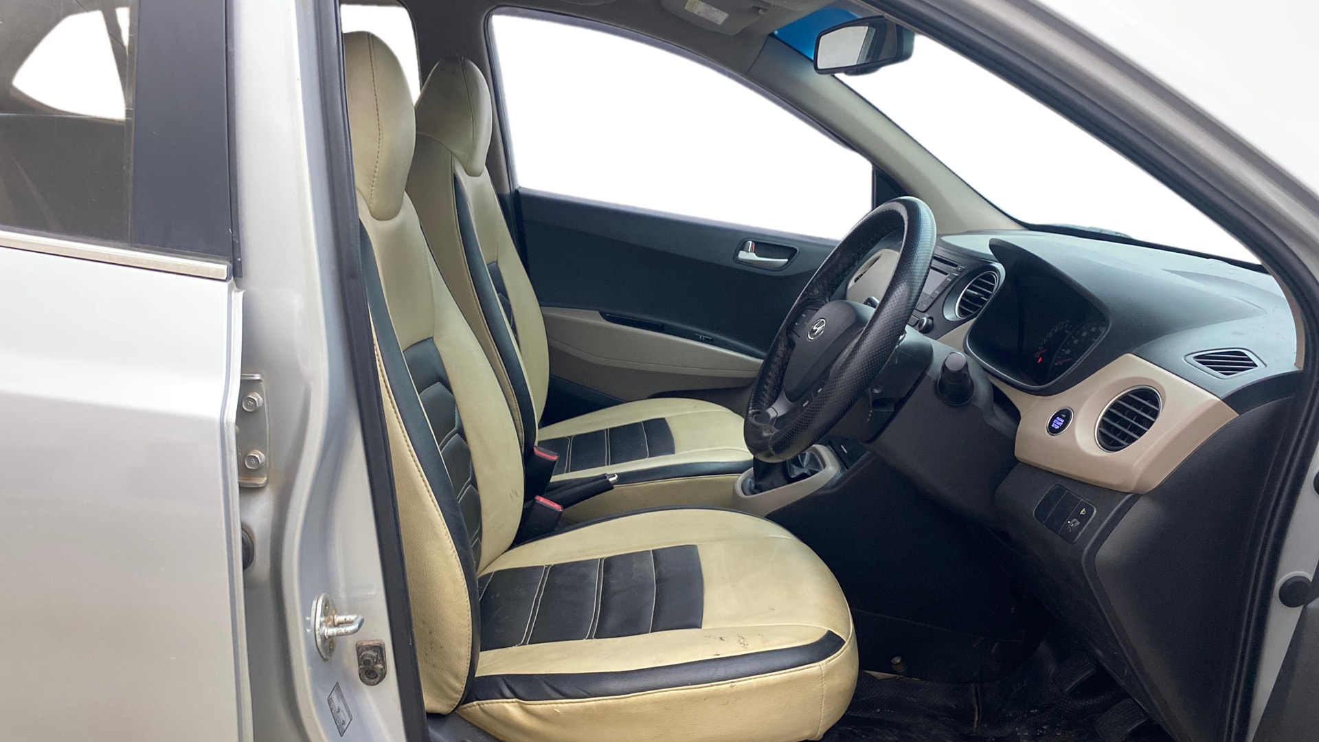 Used 2015 Hyundai Xcent Used 2015 Hyundai Xcent