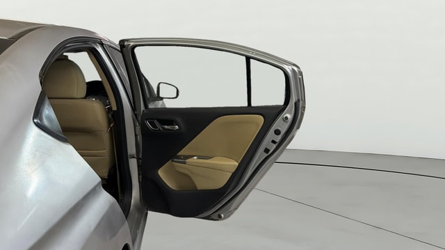 View Honda City ZX Image 8 Used Honda City ZX Image 8