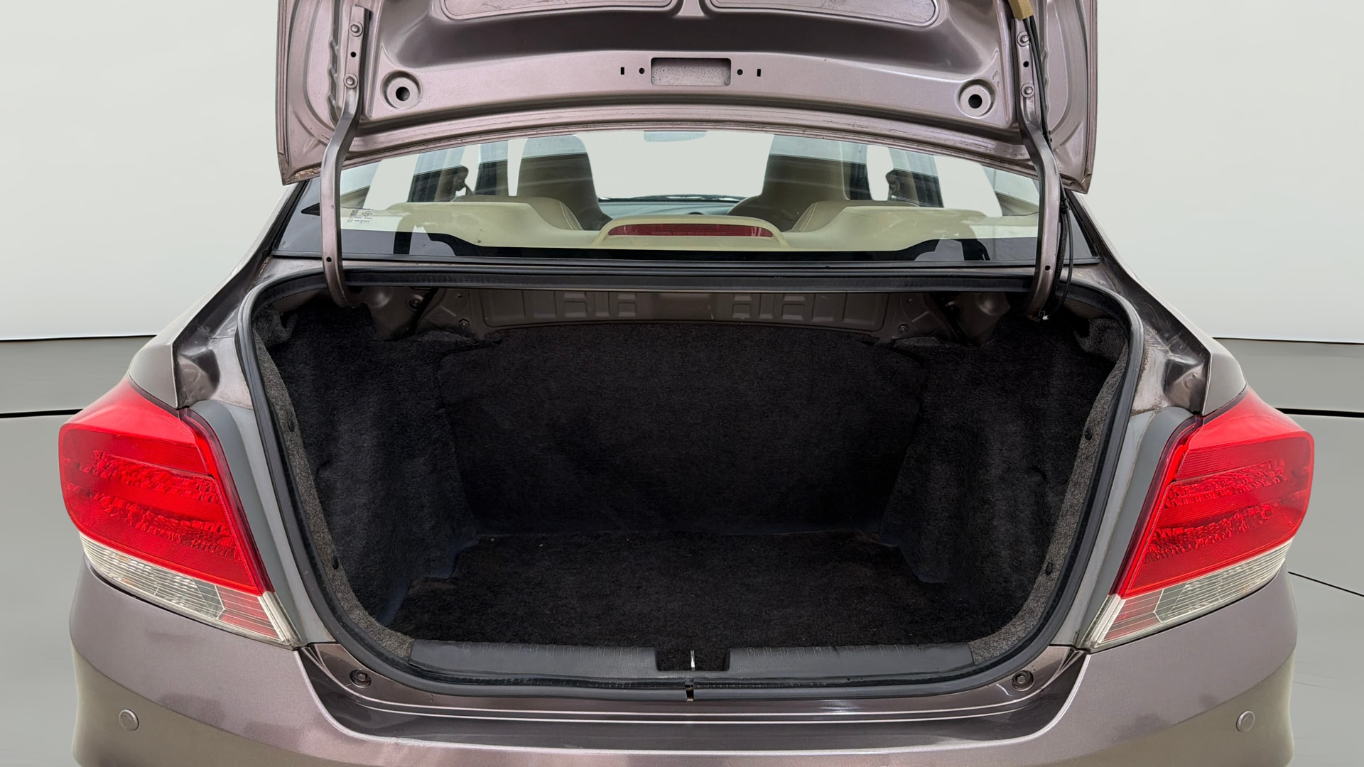 View 2015 Honda Amaze E MT Petrol BS IV Image 36 Used 2015 Honda Amaze E MT Petrol BS IV Image 36